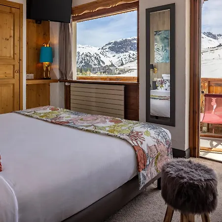 Hotel Courcheneige 4*